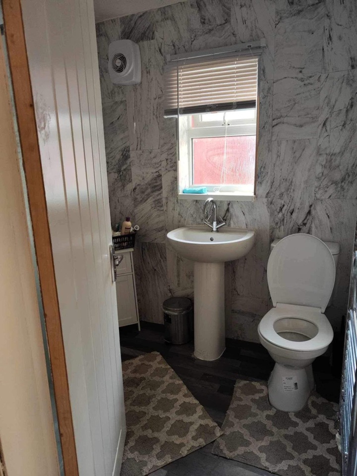 Hull - Room in a Shared House, Queensgate St, HU3 - To Rent Now for £ ...