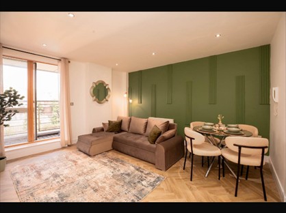 2 Bed Flat, Bowman Lane, LS10