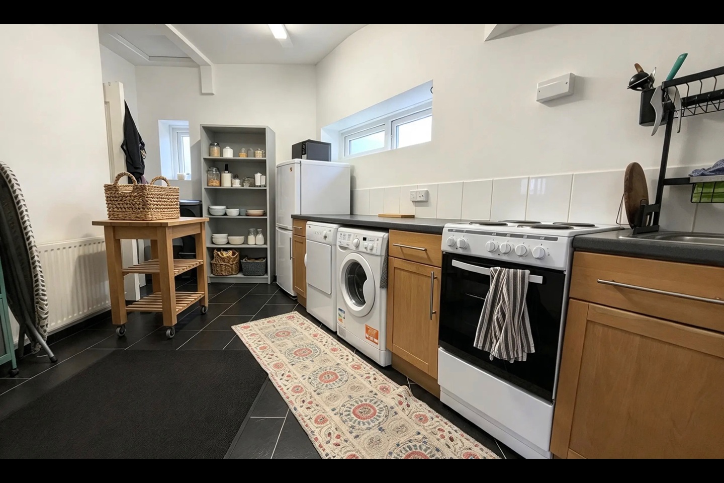 1 Bed Flat, Cornerswell Road, CF64 photo 5