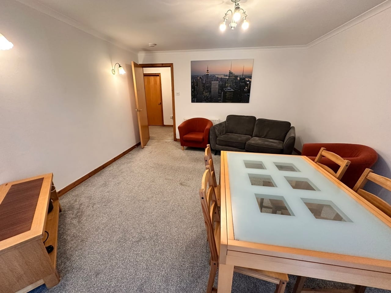2 Bed Flat, Kelvinhaugh St, G3 photo 2