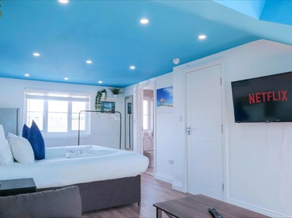 5 Bed Detached House, Joseph Hardcastle Cl, SE14