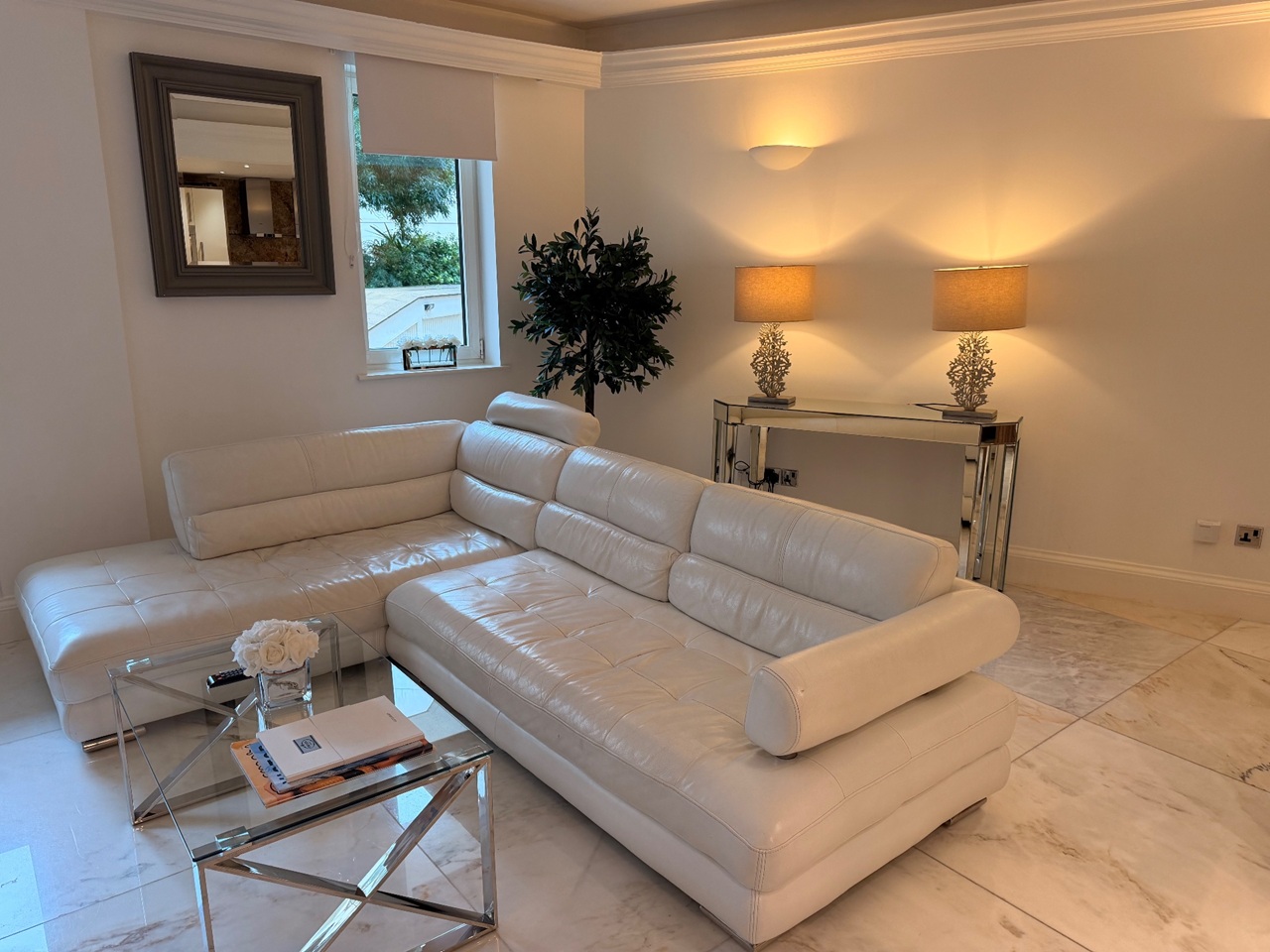 2 Bed Flat, Chelsea Harbour, SW10 photo 5