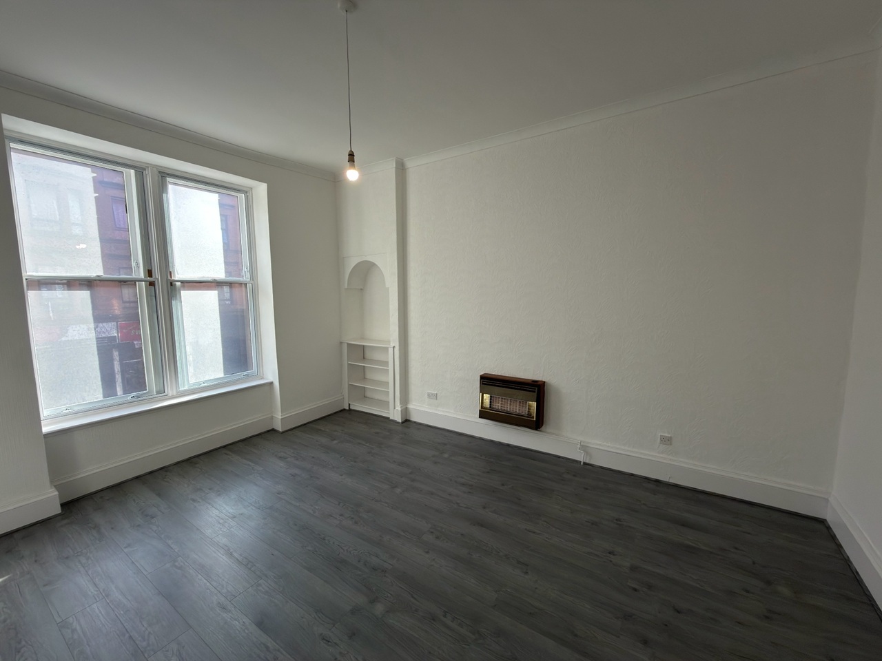 3 Bed Flat, Cathcart Road, G42 photo 2
