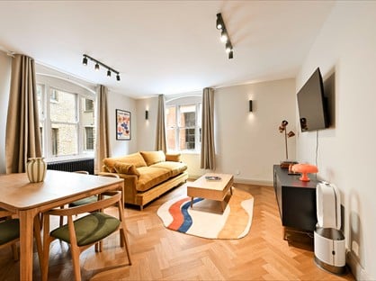 1 Bed Flat, Floral Street, WC2E
