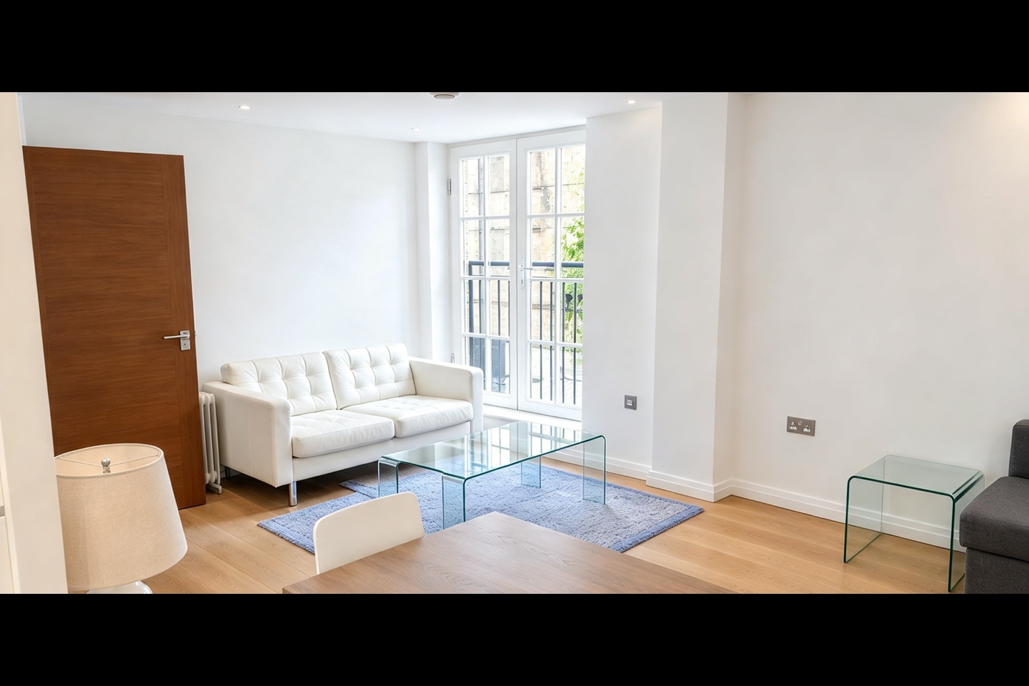1 Bed Flat, Aria House, WC2N