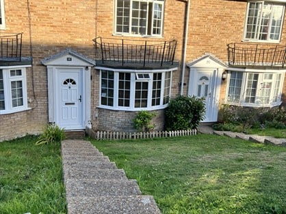 2 Bed Terraced House, Birch Close, TN22