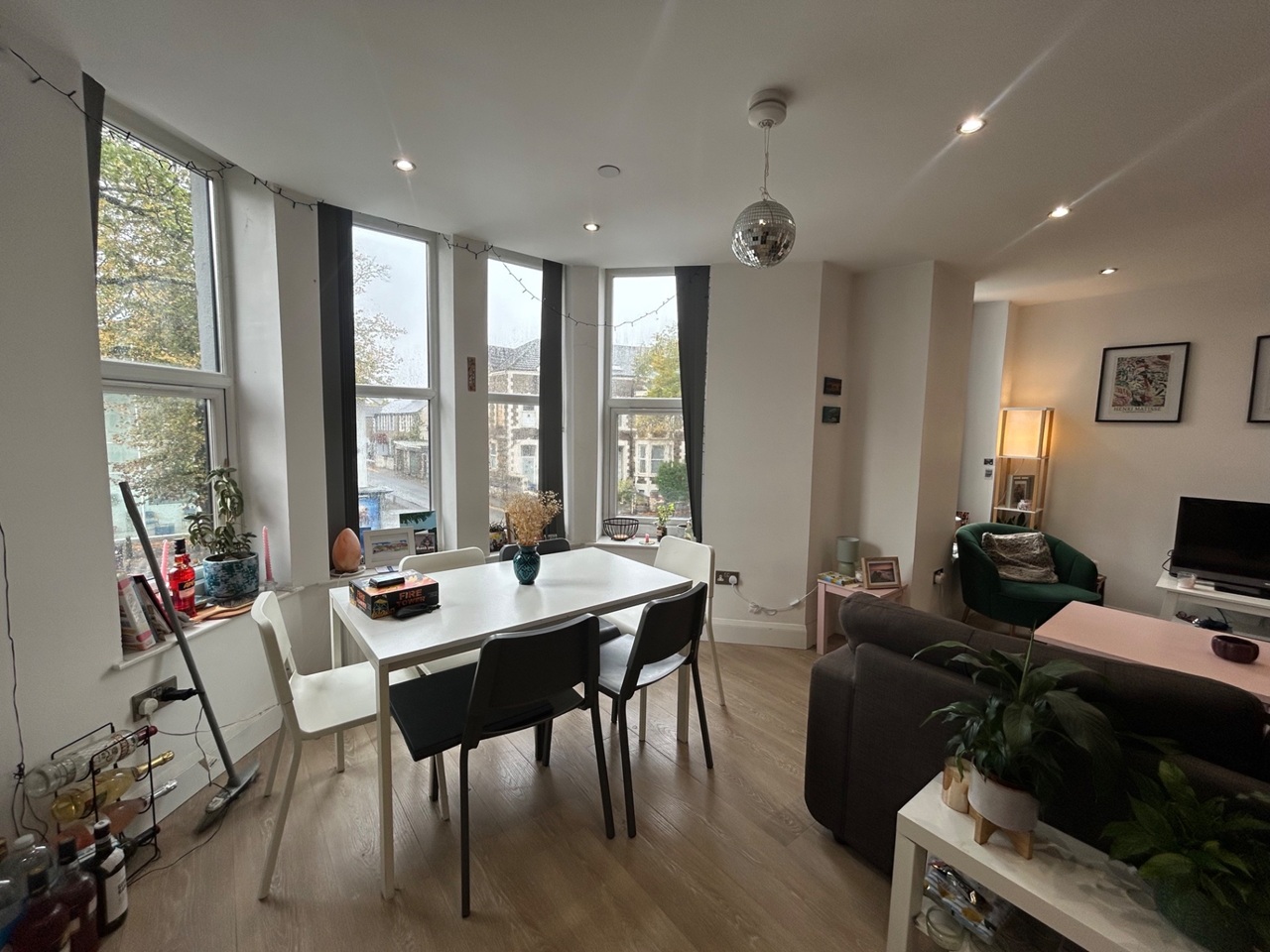 3 Bed Maisonette, Richmond Road, CF24 photo 2