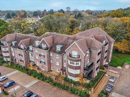 1 Bed Flat, Shenfield, CM15