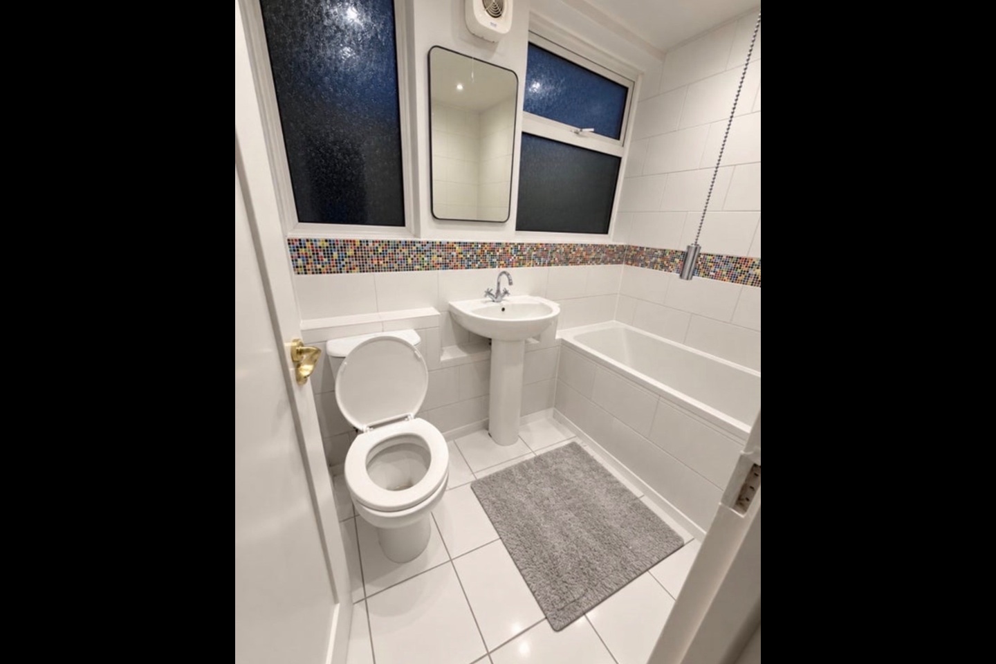 1 Bed Flat, Wix Lane, SW4 photo 3