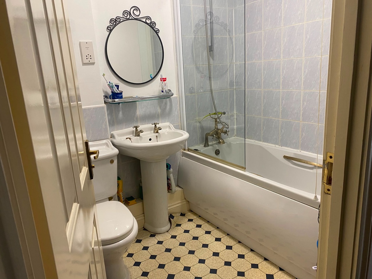 Room in a Shared House, Stone Mill Way, LS6 photo 3