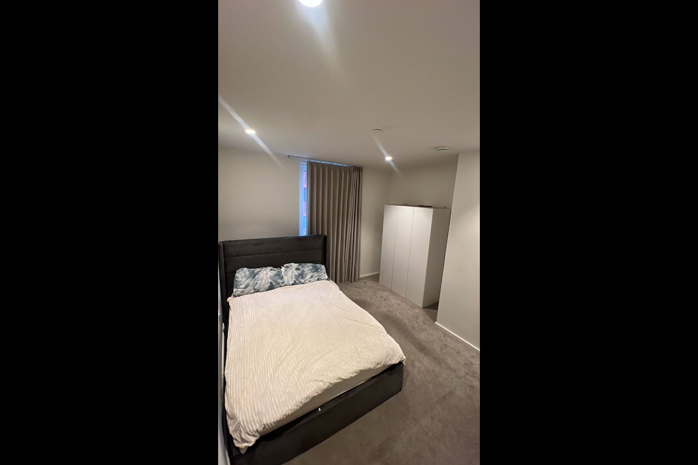 2 Bed Flat, Albert Barnes House, SE1 photo 3