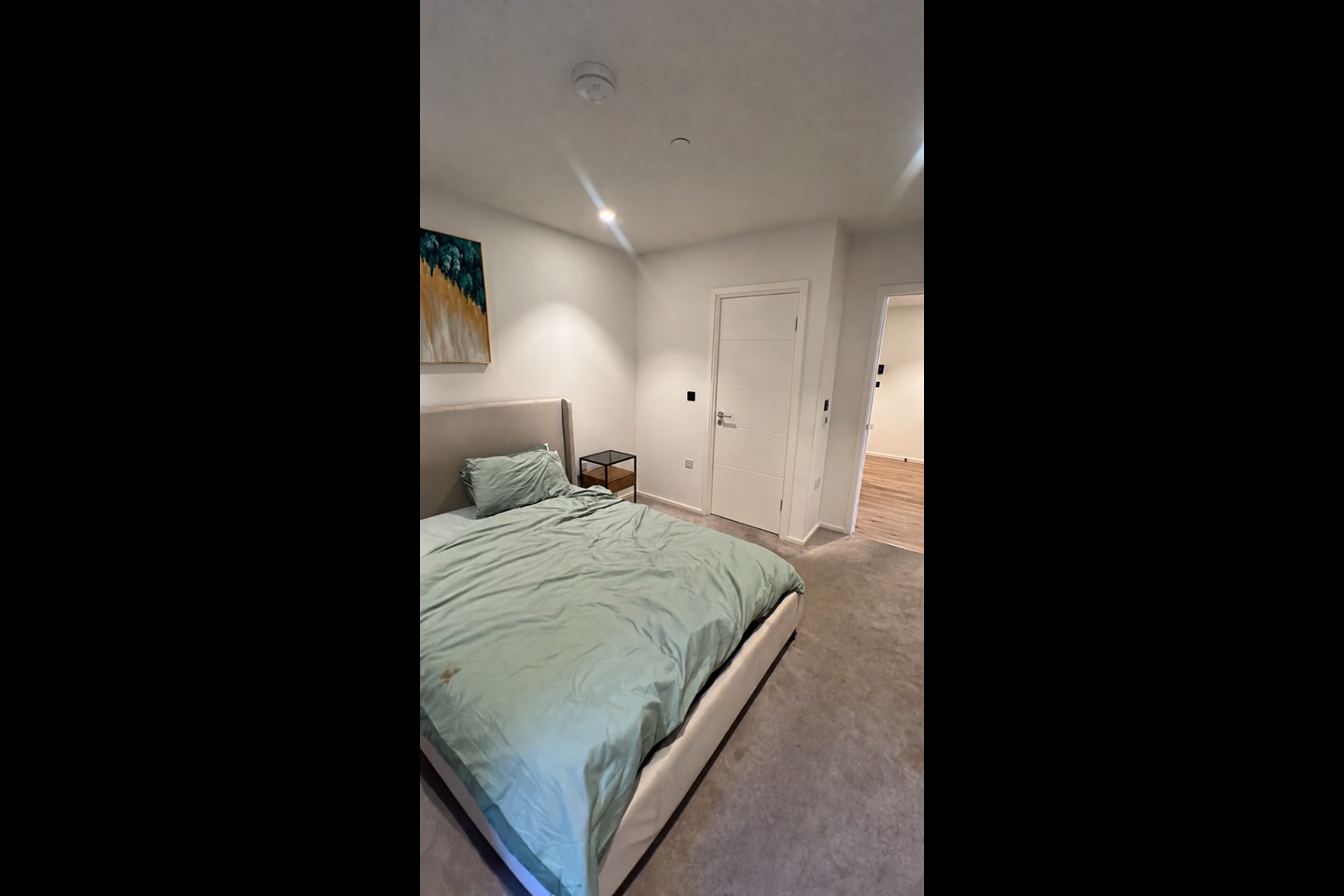 2 Bed Flat, Albert Barnes House, SE1 photo 2