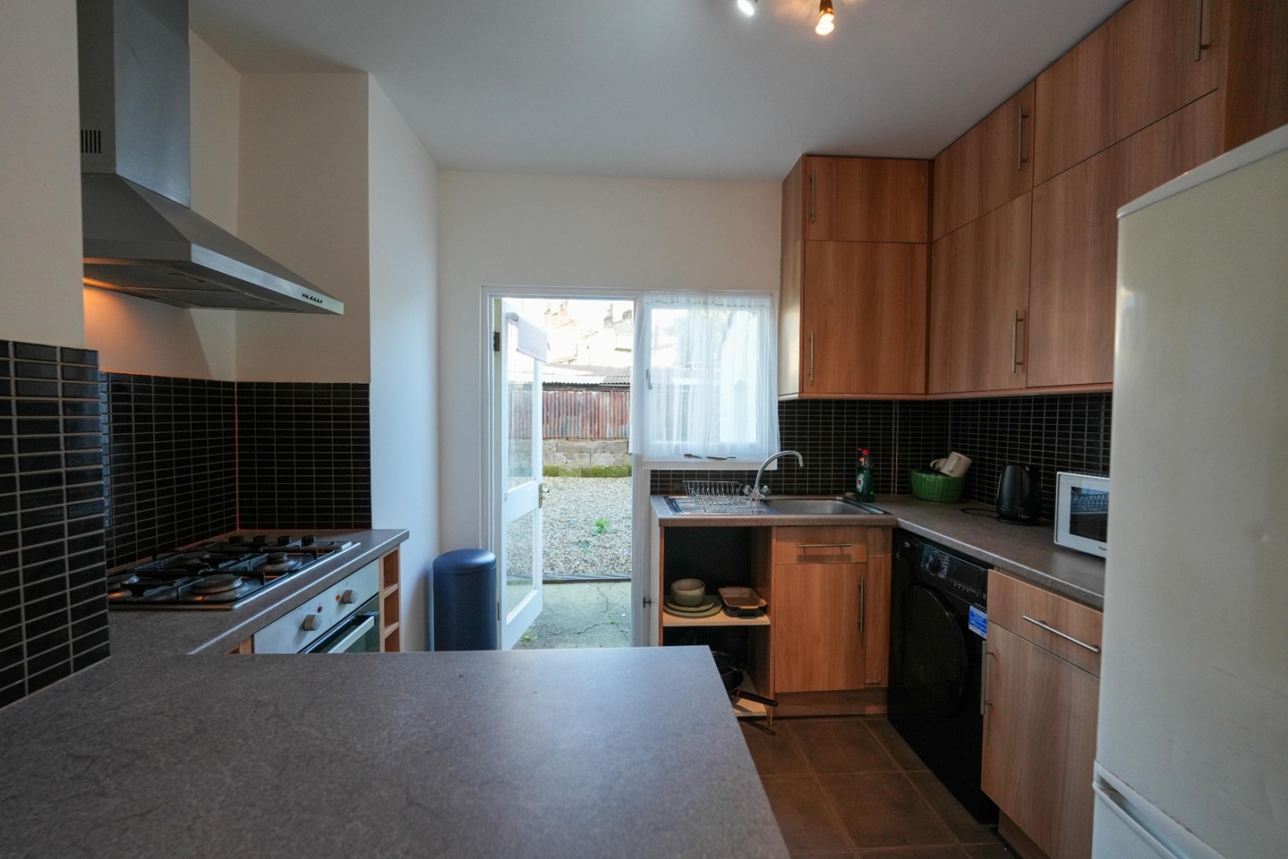 Room in a Shared House, Bush Road, SE8