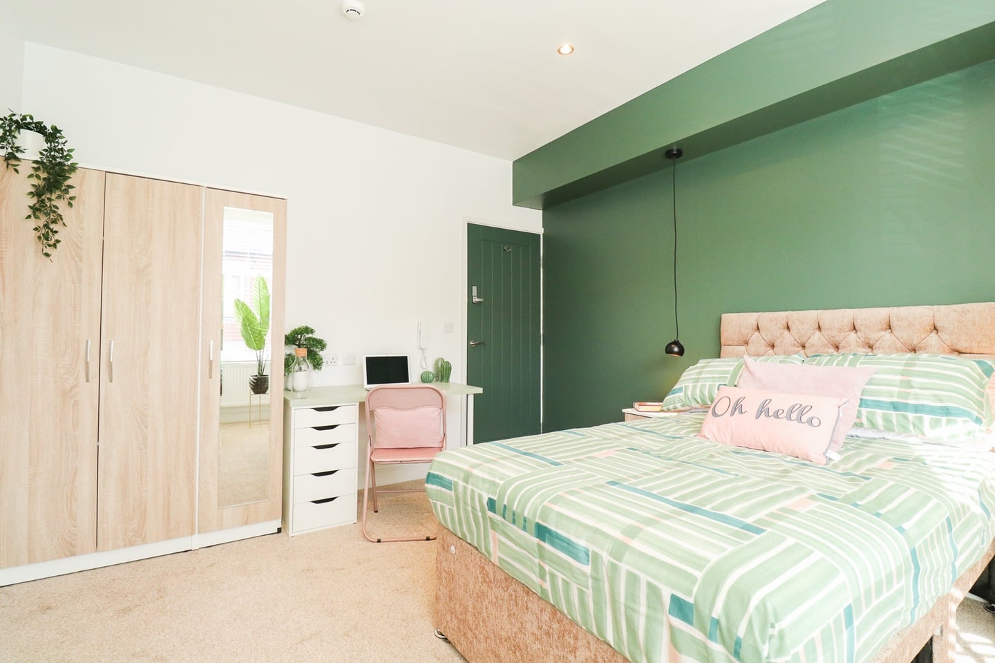 Studio Flat, Bramley Road, LE3
