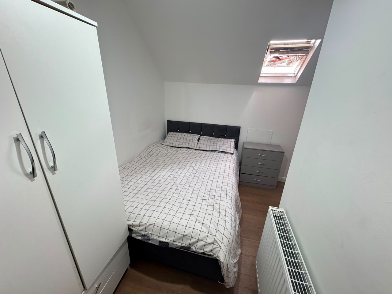 Room in a Shared House, Dunkirk Road, NG7 photo 3