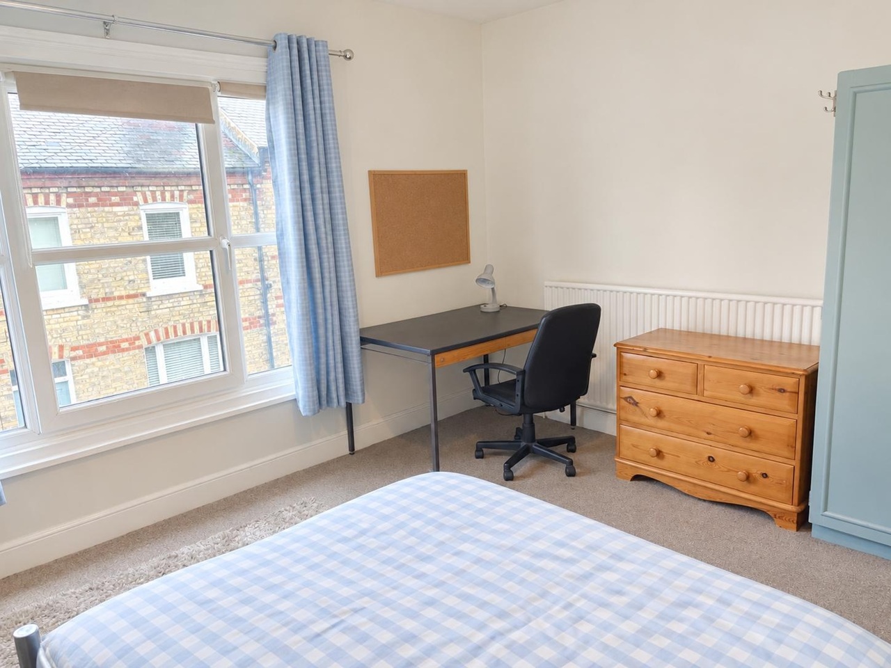 3 Bed End Terrace, Parsonage Street, CB5 photo 4