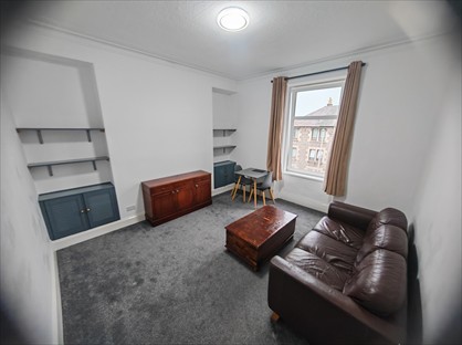 1 Bed Flat, Roslin St, AB24