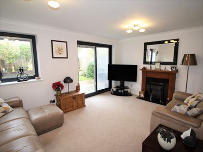 3 Bed Semi-Detached House, Rooms Fold, LS27