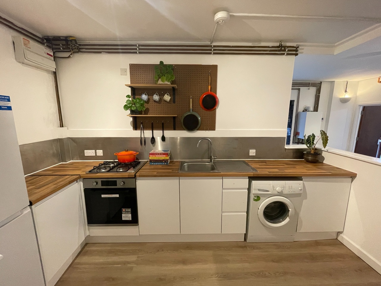2 Bed Flat, Enterprise House, E9 photo 2