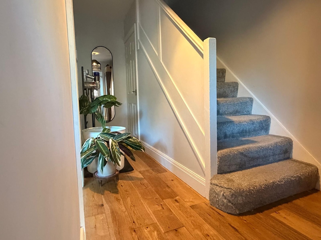 3 Bed End Terrace, North Close, LS8 photo 2