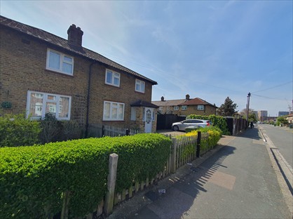 3 Bed Terraced House, Edgeworth Road, SE9