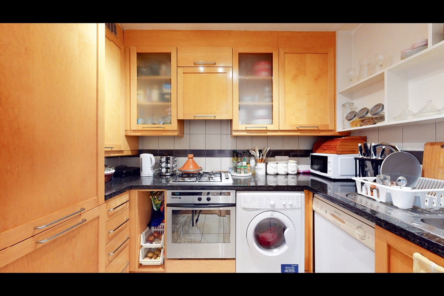 1 Bed Flat, Marlborough Place, NW8 photo 2