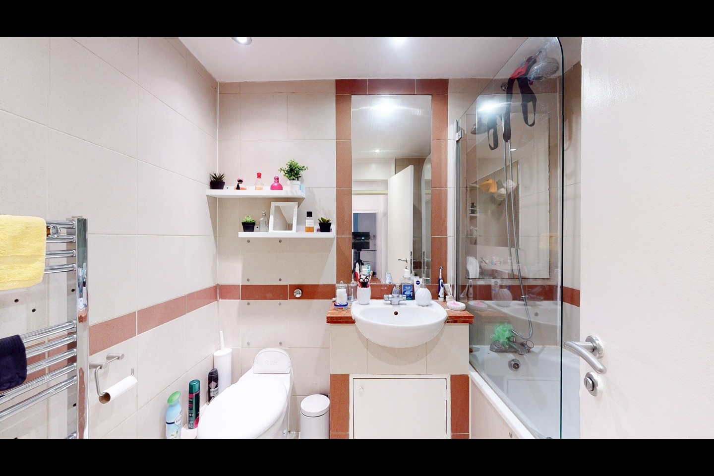 1 Bed Flat, Marlborough Place, NW8 photo 4