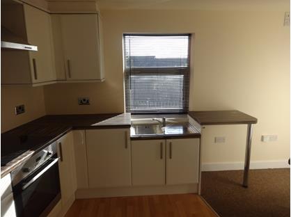 1 Bed Flat, Leeds Old Rd, WF16