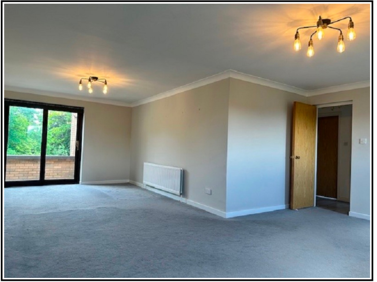3 Bed Flat, Stembridge House, CF5 photo 2