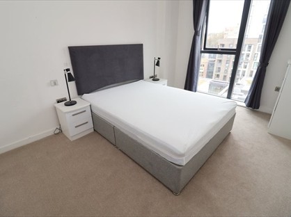 Room in a Shared Flat, Centenary Heights, SE10