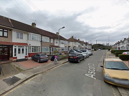 Studio Flat, Ascot Close, IG6
