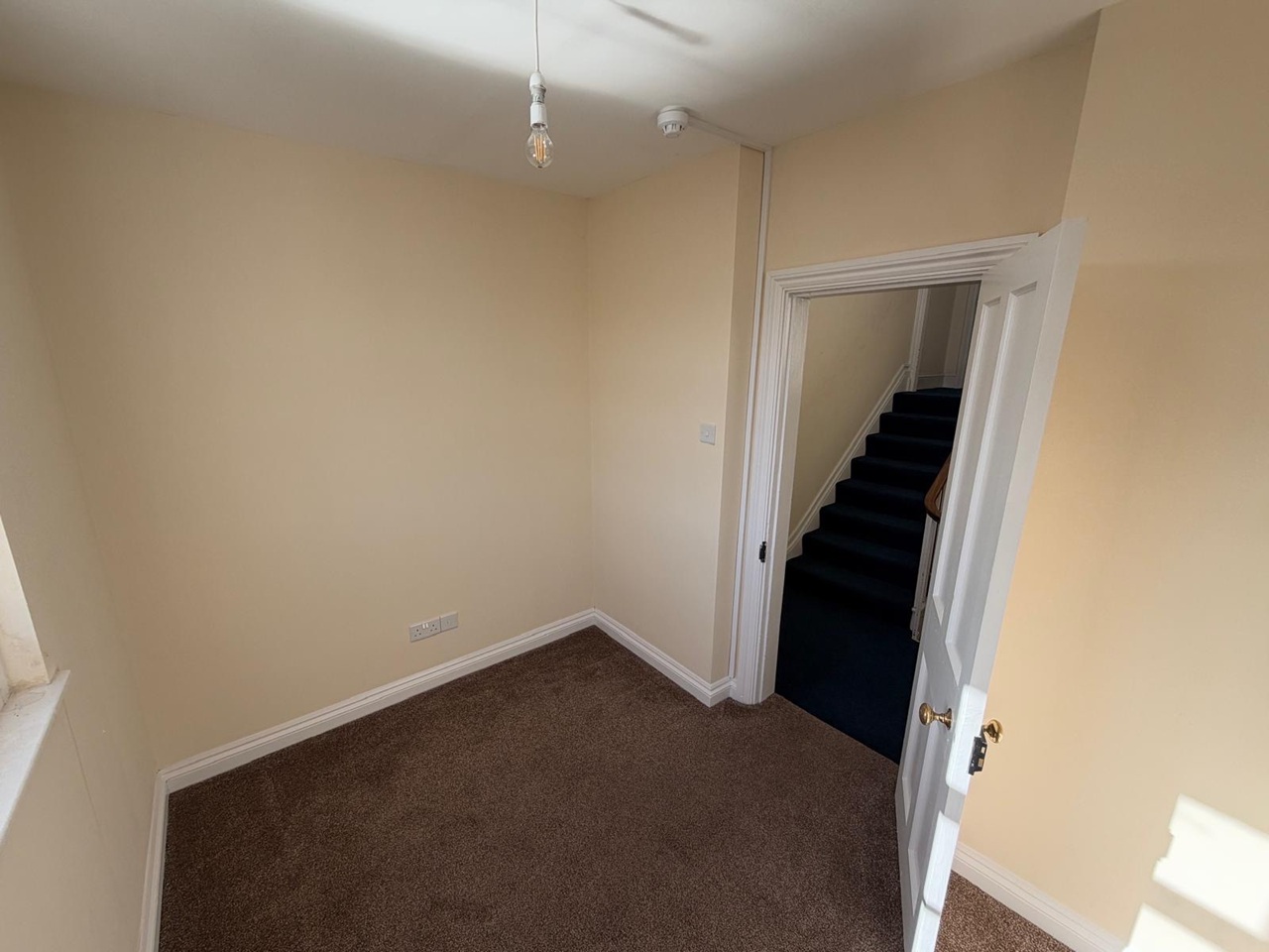 2 Bed Flat, Caledonia Place, BS8 photo 4