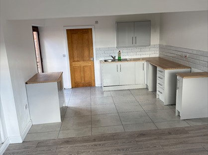 1 Bed Flat, Pristine House, ST3
