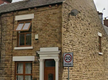 3 Bed End Terrace, High St, SK15
