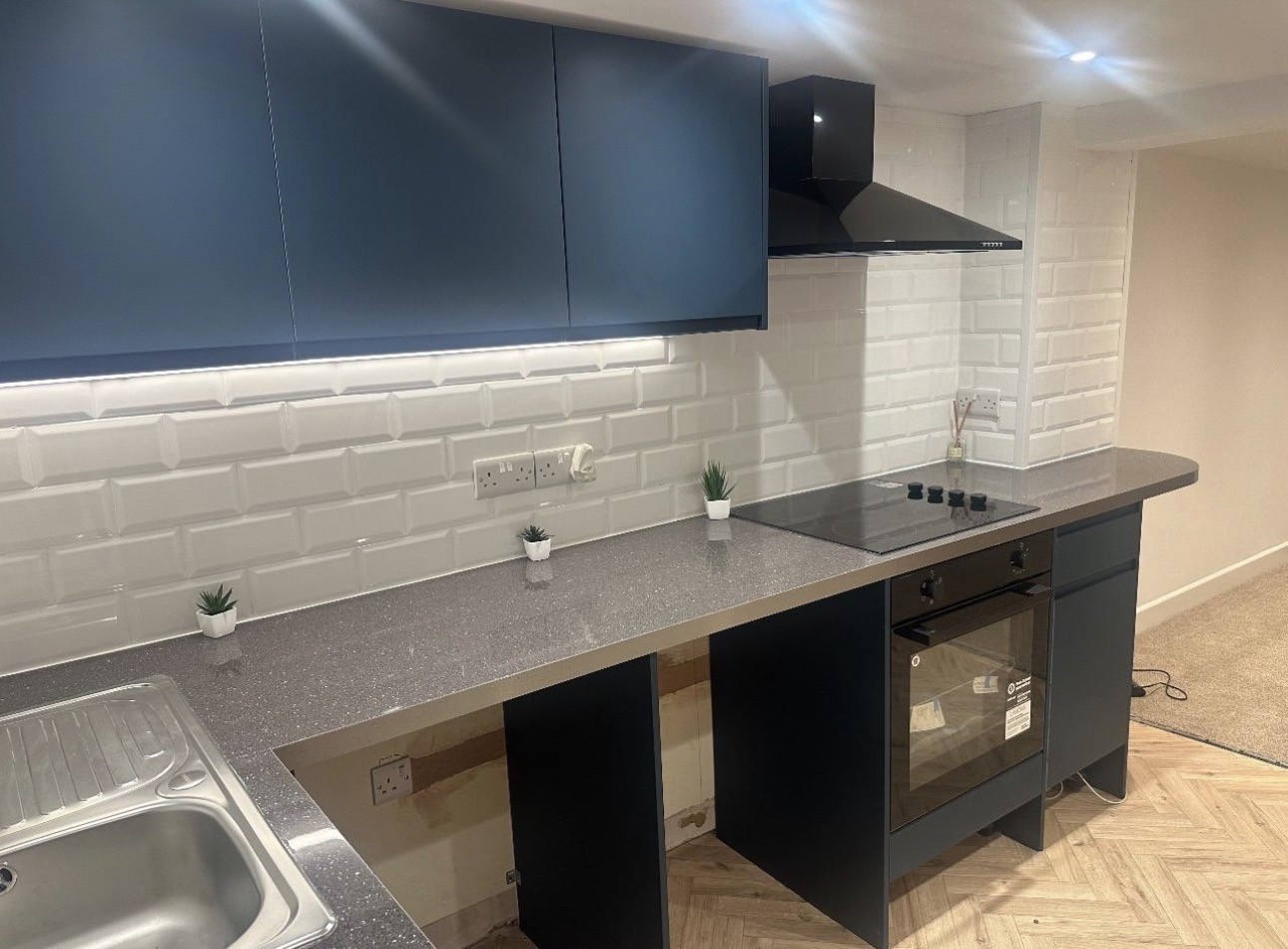 2 Bed Flat, Bristol, BS16 photo 2