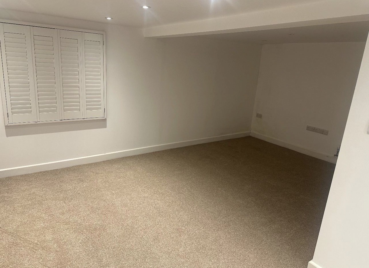 2 Bed Flat, Bristol, BS16 photo 4