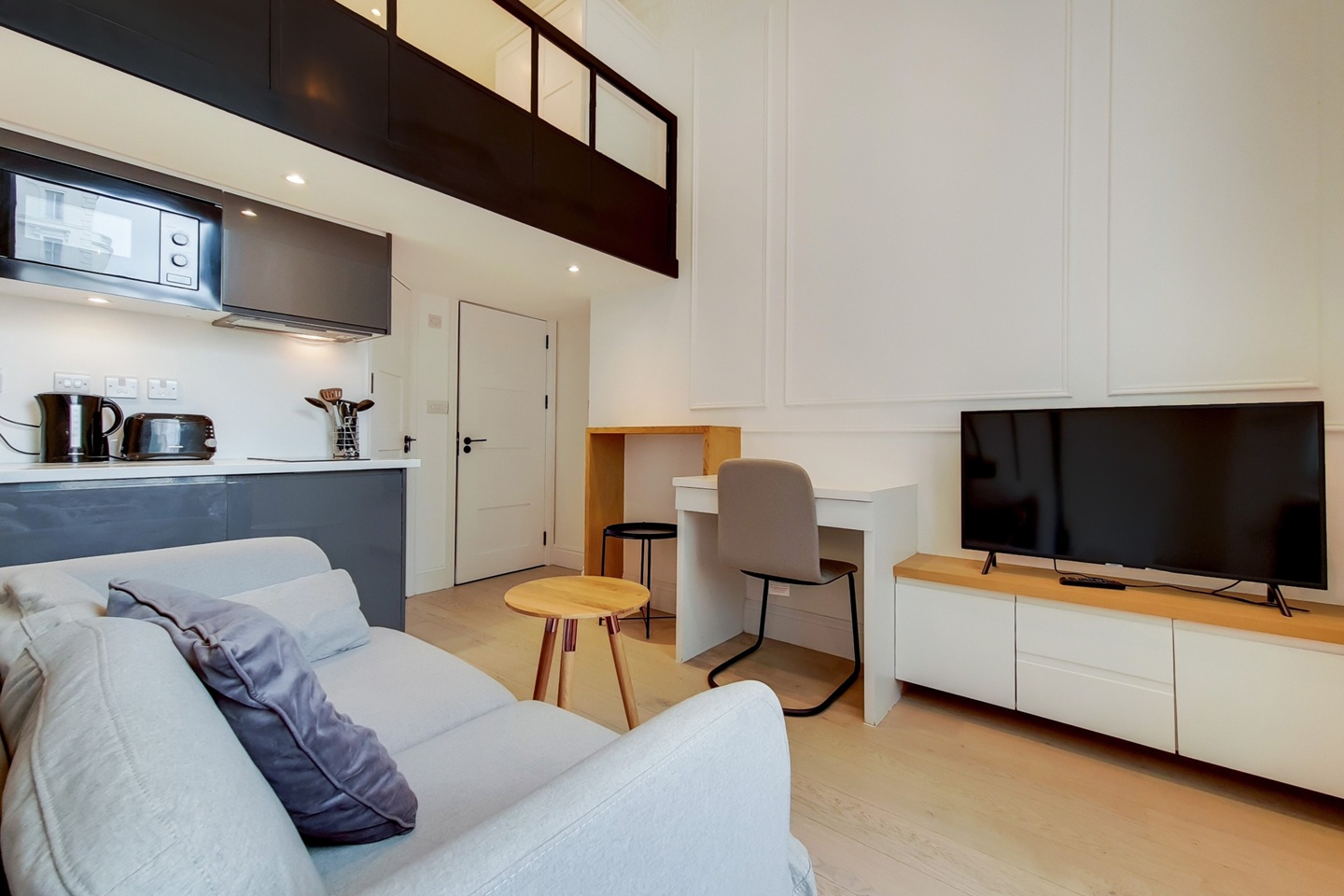 1 Bed Flat, Westbourne Terrace, W2 photo 5