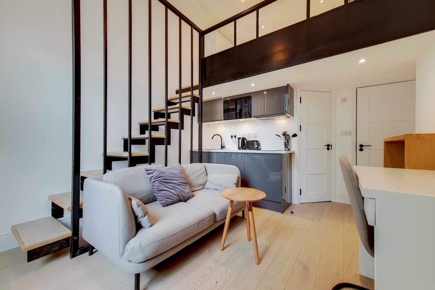 1 Bed Flat, Westbourne Terrace, W2