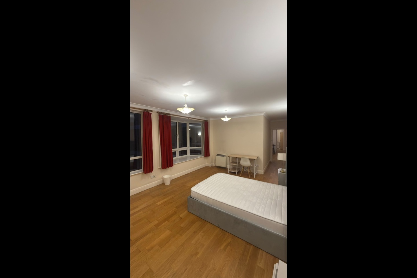 Room in a Shared Flat, Werna House, EC3R photo 4