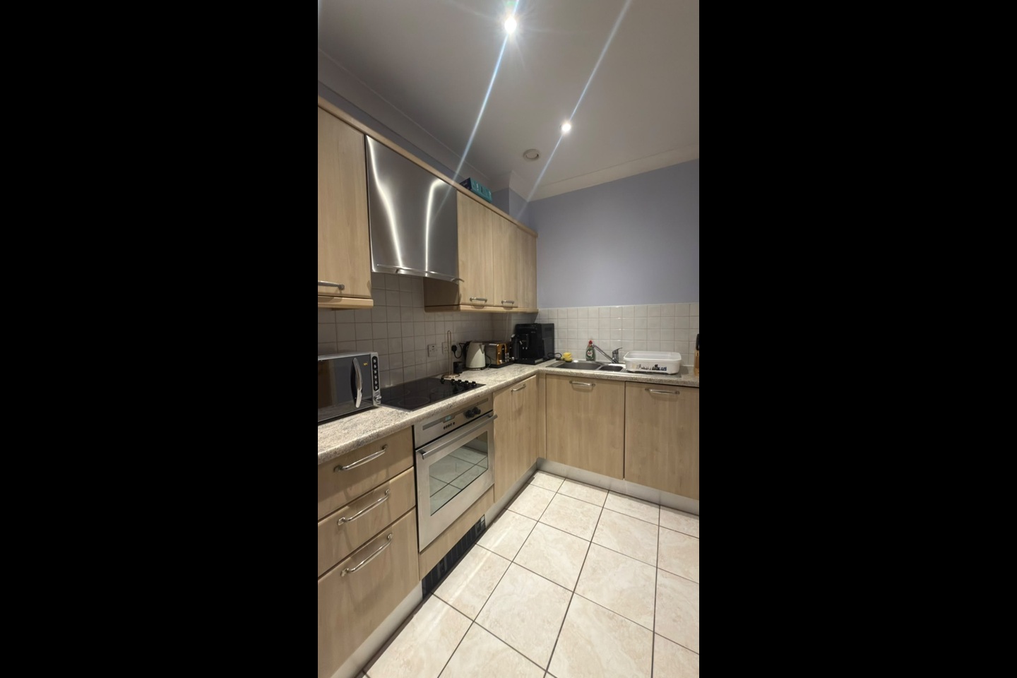 Room in a Shared Flat, Werna House, EC3R photo 5