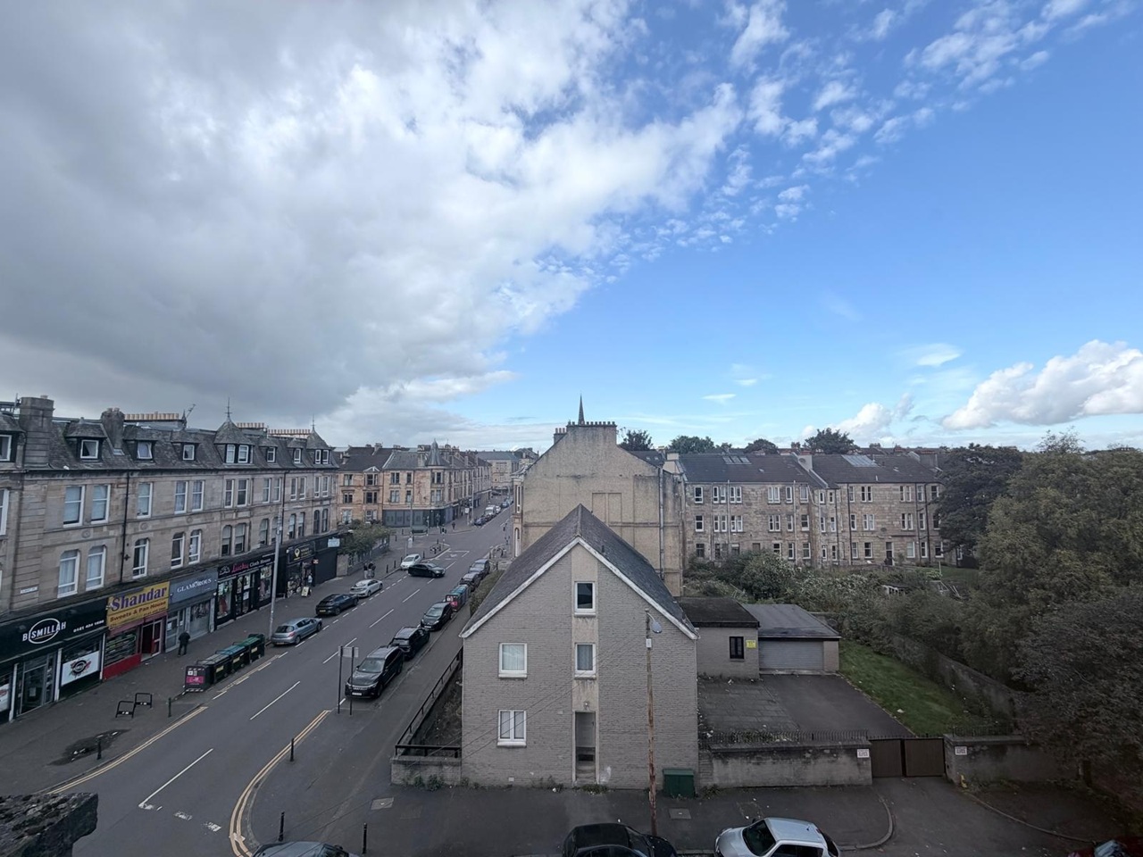 2 Bed Flat, Glenapp St, G41 photo 2