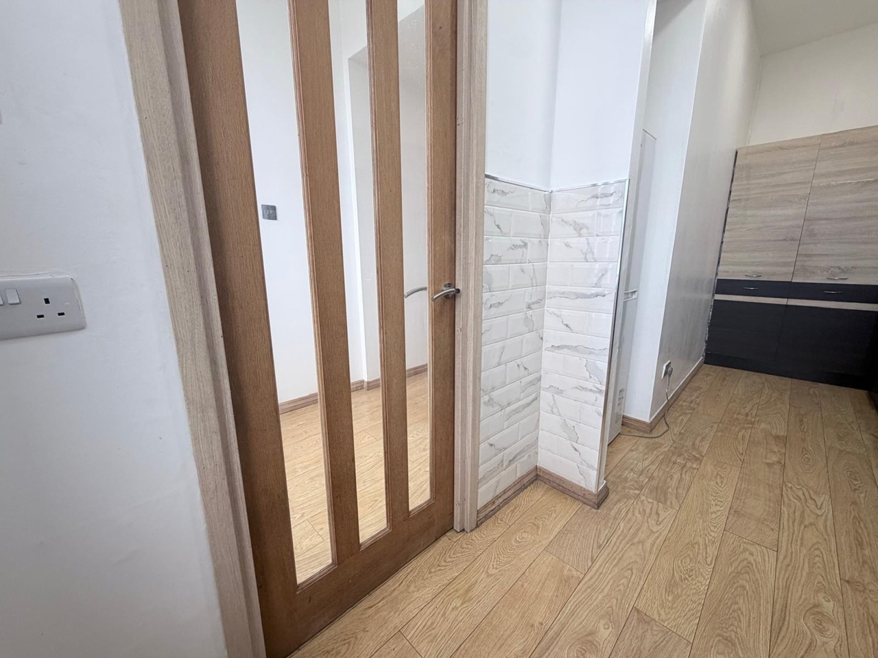 2 Bed Flat, Glenapp St, G41 photo 5
