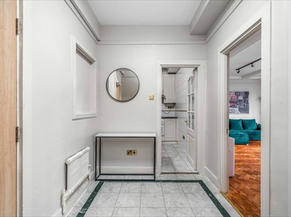 1 Bed Flat, Dudley Court, W1H