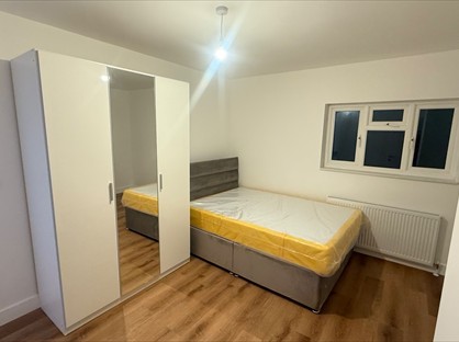 Room in a Shared House, Masefield Avenue, HA7