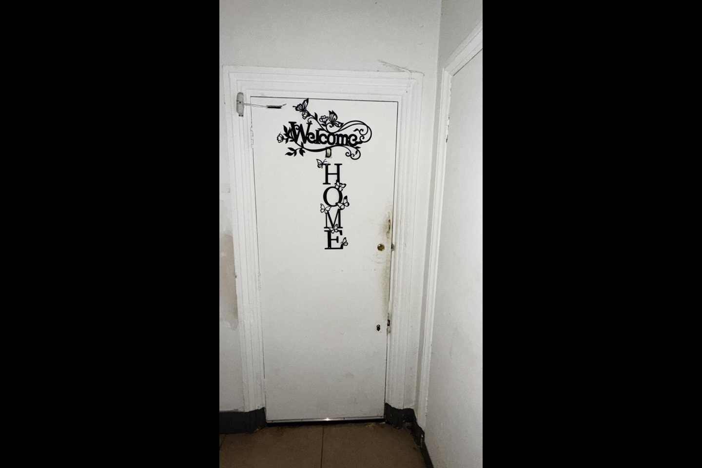 Bedsit, Knaresborough Place, SW5 photo 3