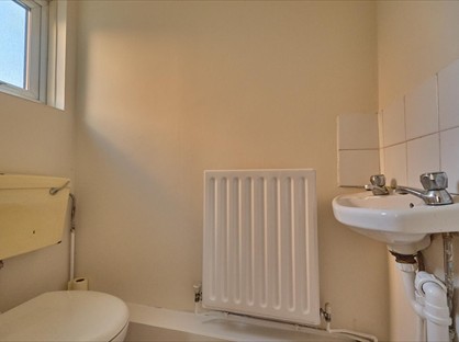 1 Bed Terraced House, Mill St, LE9
