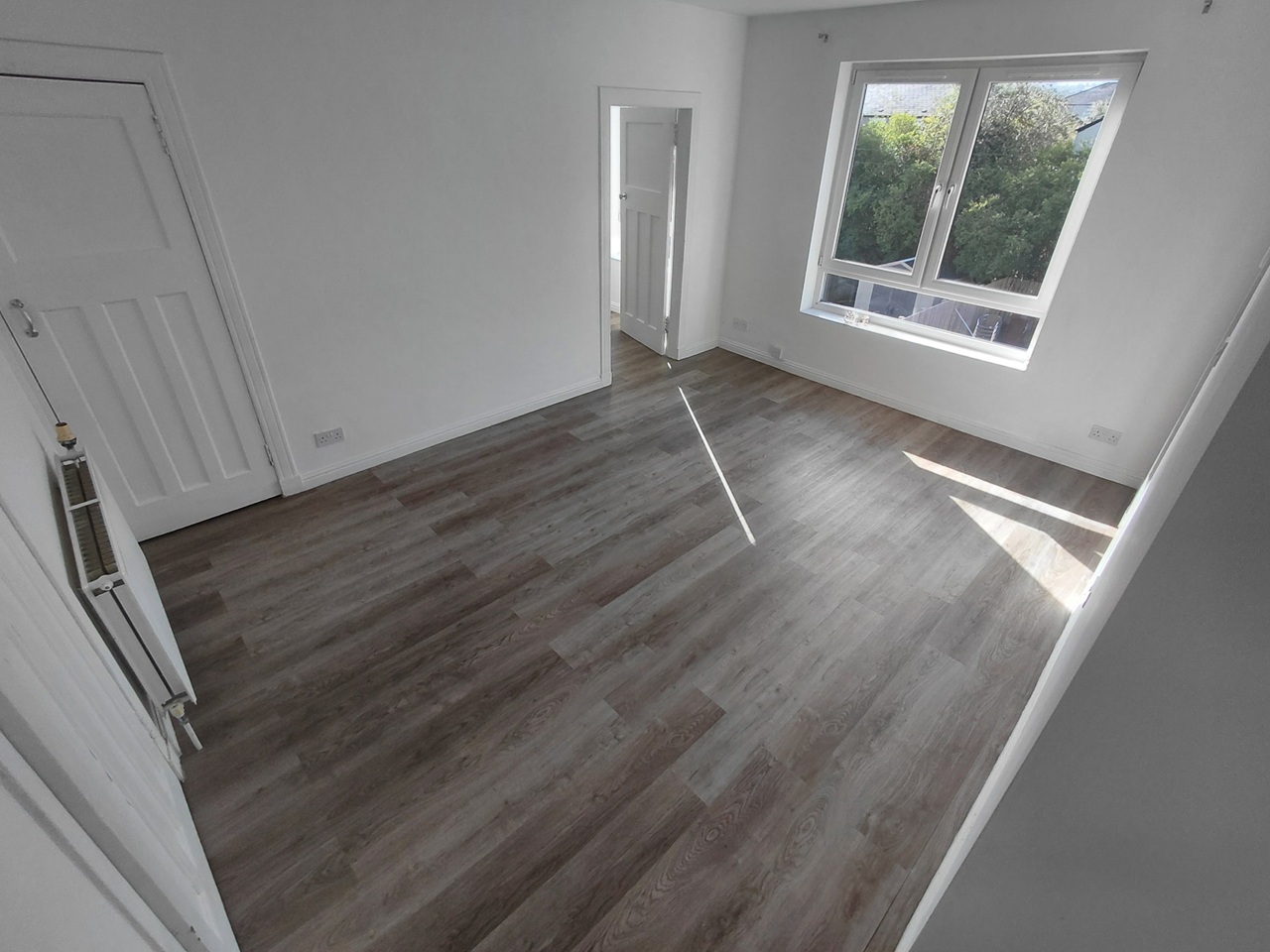 3 Bed Flat, Curtis Avenue, G44 photo 2