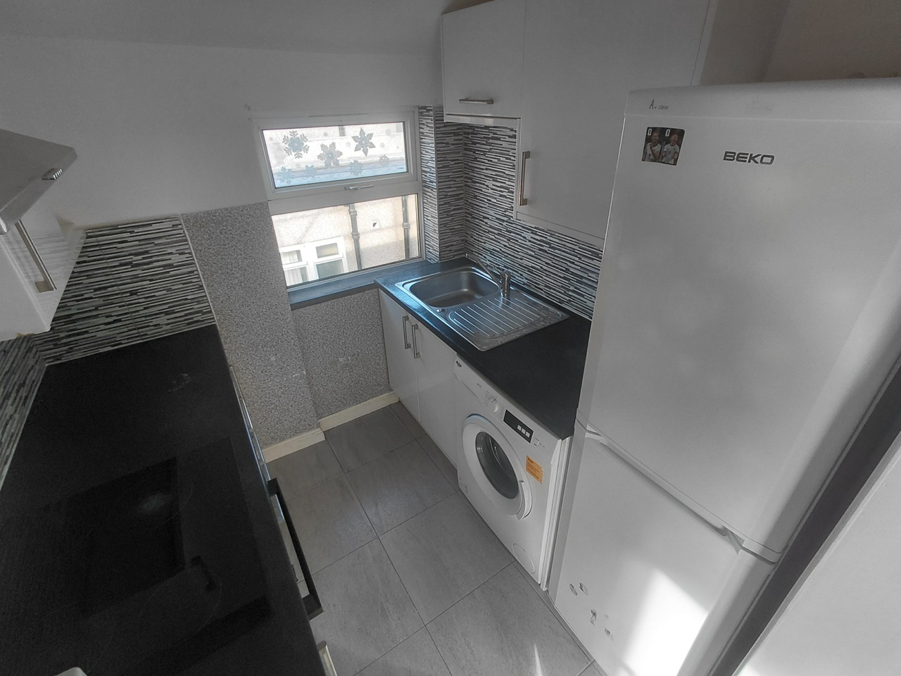 3 Bed Flat, Curtis Avenue, G44 photo 4