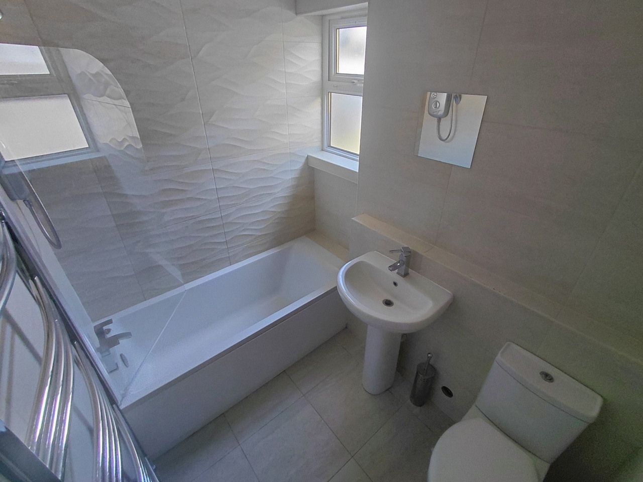 3 Bed Flat, Curtis Avenue, G44 photo 5