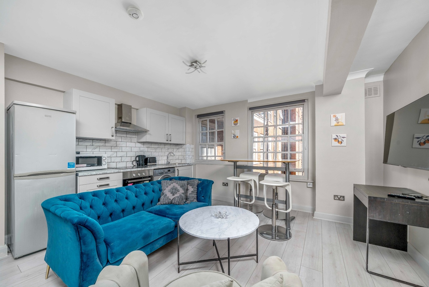 2 Bed Flat, Park West, W2